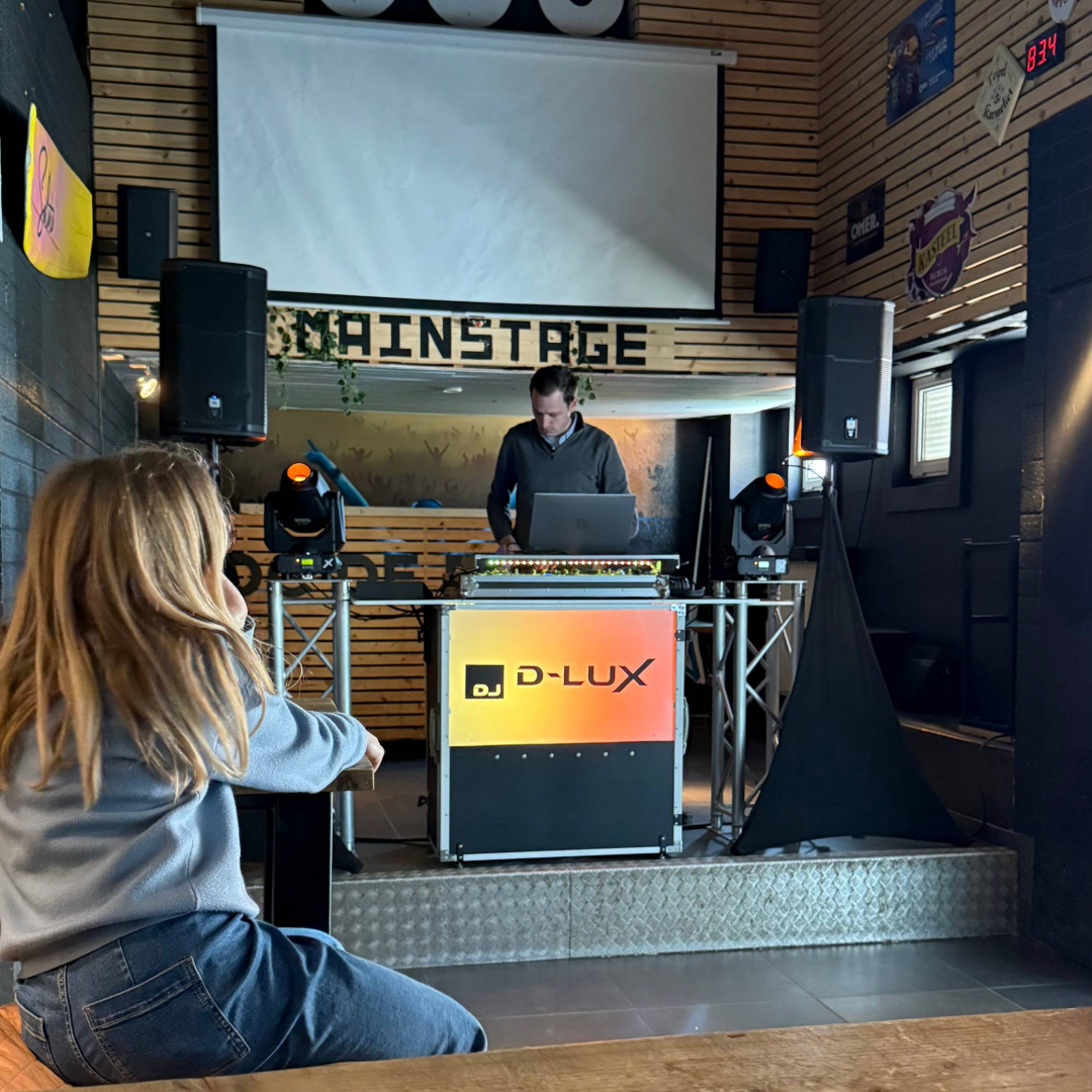 DJ-workshop tijdens 'Kids on the Job'